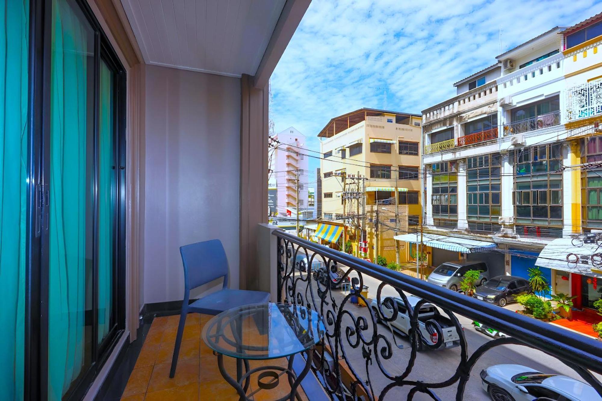 Land Royal Residence Pattaya Exterior foto